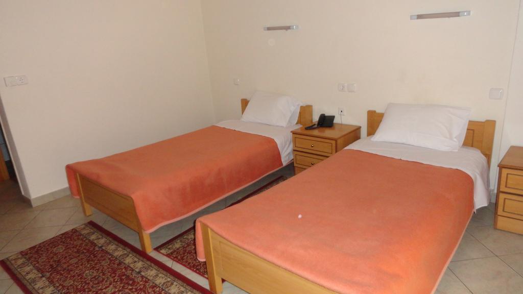 Hotel Kastro Sérvia Quarto foto